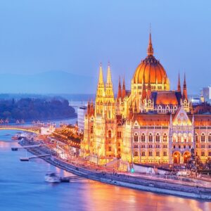 BUDAPEST-PARLIAMENT_resized